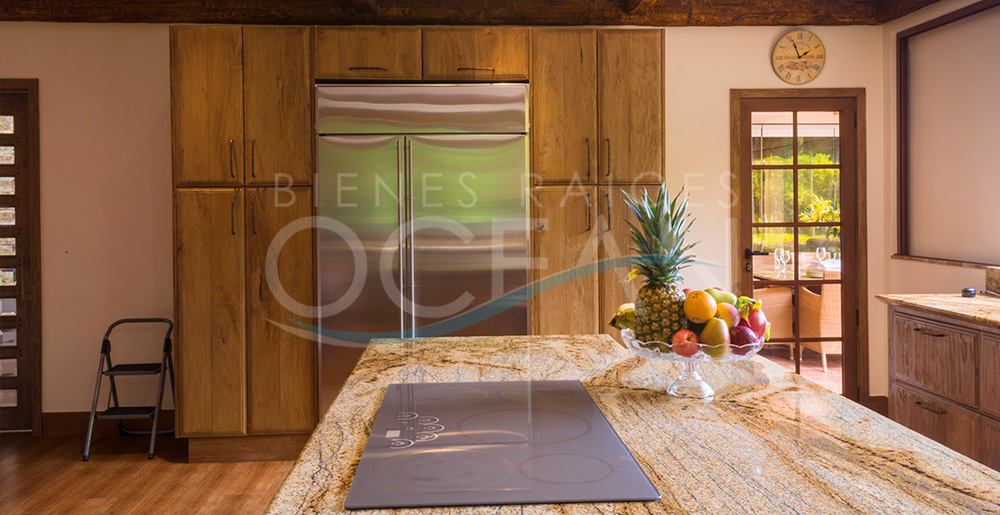 ALQUILER HERMOSA CASA DE LUJO IMPRESIONANTE Y EXCLUSIVA CON SALIDA DIRECTA AL MAR EN OLON - Imagen 32