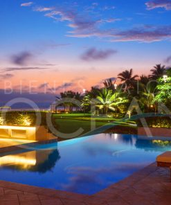 ALQUILER HERMOSA CASA DE LUJO IMPRESIONANTE Y EXCLUSIVA CON SALIDA DIRECTA AL MAR EN OLON