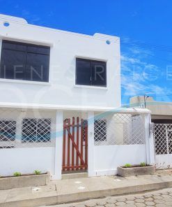 SE VENDE Y ALQUILA HERMOSA CASA DE DOS PISOS UBICADA EN LAS DUNAS - SALINAS