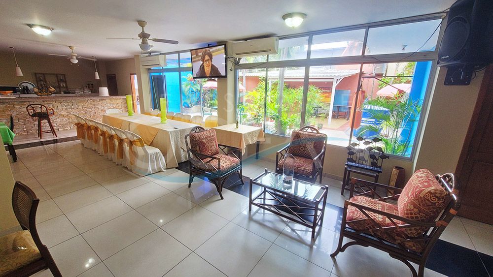 SE VENDE Y ALQUILA AMPLIO LOCAL DE EVENTOS CON EXCELENTE UBICACION EN CDLA ITALIANA - SALINAS - Imagen 8