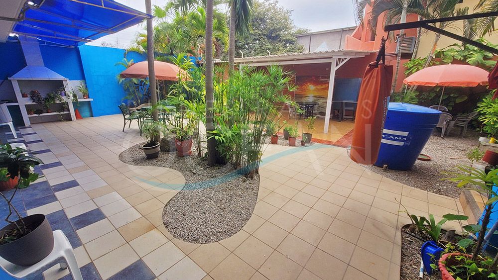 SE VENDE Y ALQUILA AMPLIO LOCAL DE EVENTOS CON EXCELENTE UBICACION EN CDLA ITALIANA - SALINAS - Imagen 11