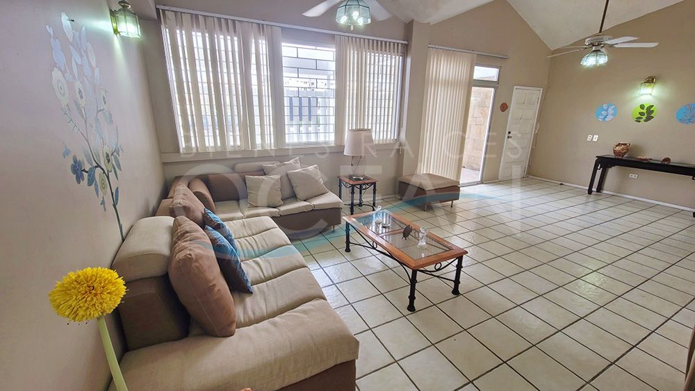 SE VENDE ESPECTACULAR CASA DE OPORTUNIDAD CON AMPLIOS ESPACIOS UBICADA EN SALINAS A POCOS PASOS DE LA PLAYA DE CHIPIPE - Imagen 6