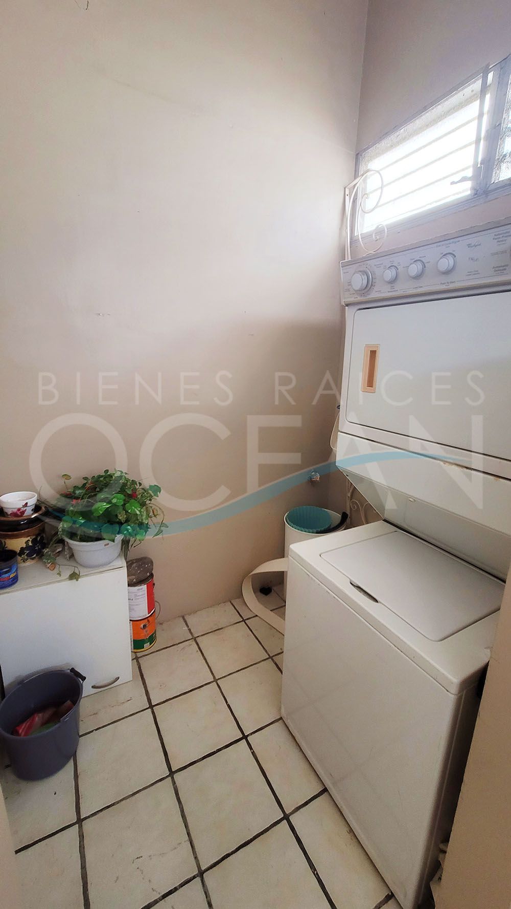 SE VENDE ESPECTACULAR CASA DE OPORTUNIDAD CON AMPLIOS ESPACIOS UBICADA EN SALINAS A POCOS PASOS DE LA PLAYA DE CHIPIPE - Imagen 15