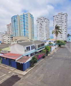 Alternative view of SE ALQUILA PRECIOSO DEPARTAMENTO COMPLETAMENTE EQUIPADO A POCOS PASOS DE LA PLAYA UBICADO EN SAN LORENZO - SALINAS