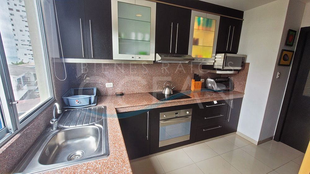 SE ALQUILA PRECIOSO DEPARTAMENTO COMPLETAMENTE EQUIPADO A POCOS PASOS DE LA PLAYA UBICADO EN SAN LORENZO - SALINAS - Imagen 21